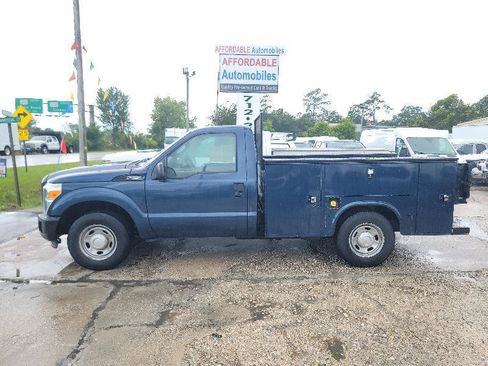 Used 2016 Ford F250 XL RWD image 4