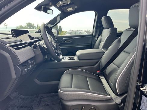 New 2026 GMC Sierra EV Elevation image 23