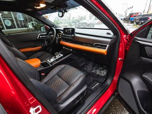 Used 2024 Mitsubishi Outlander SEL image 30