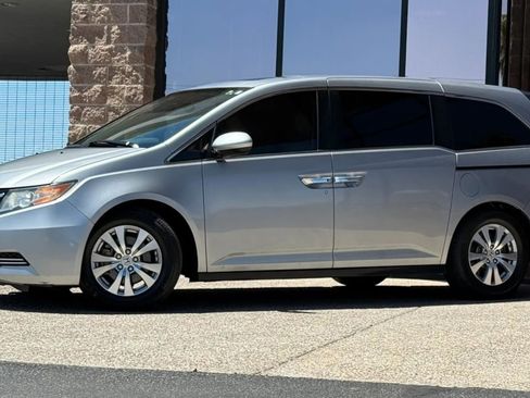 Used 2016 Honda Odyssey EX-L image 3