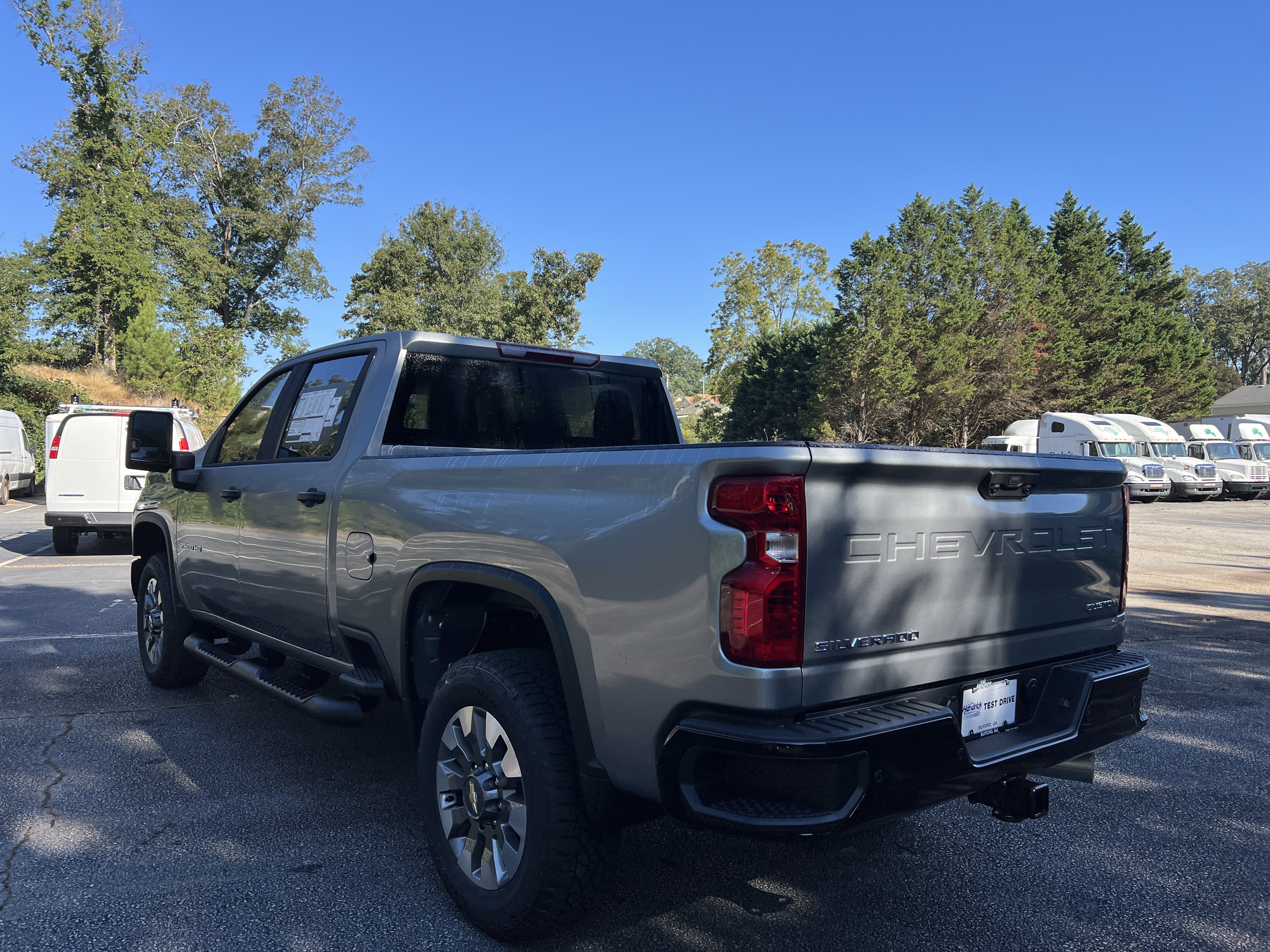 New 2026 Chevrolet Silverado 2500 Custom w/ Custom Value Package AWD/4WD image 7