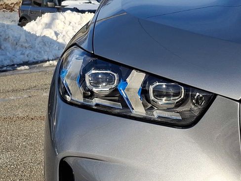 Certified 2025 BMW X5 xDrive40i w/ Premium Package image 9