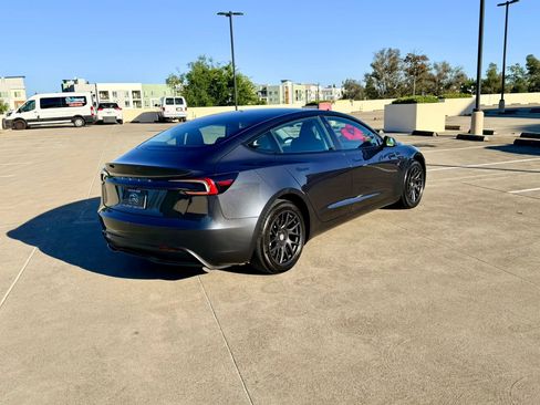 Used 2025 Tesla Model 3 RWD image 7
