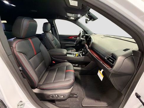 New 2026 Chevrolet Traverse RS image 27