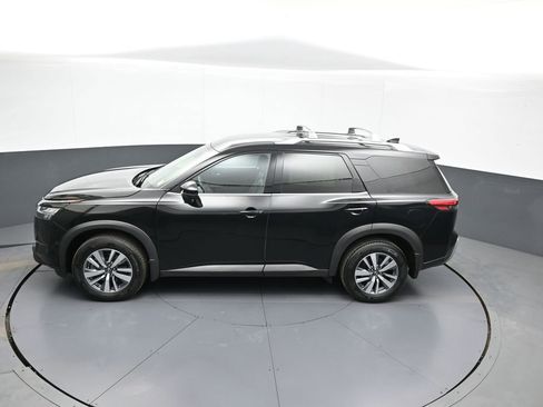 Used 2024 Nissan Pathfinder SL AWD/4WD image 42