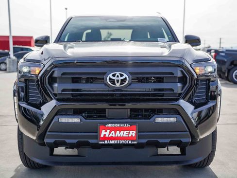 New 2026 Toyota Tacoma SR5 image 2
