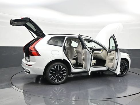 New 2026 Volvo XC60 B5 Ultra w/ Protection Package Premier AWD/4WD image 29
