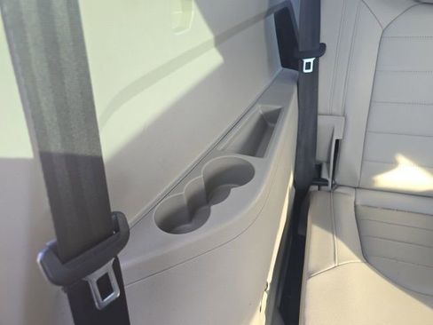 Used 2021 Volkswagen Atlas SEL Premium image 30