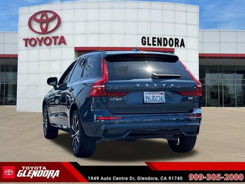 Used 2023 Volvo XC60 B5 Plus w/ Climate Package FWD image 8