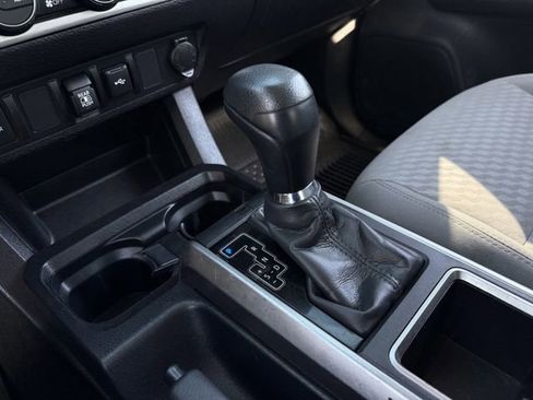 Used 2023 Toyota Tacoma SR5 w/ Technology Package image 23