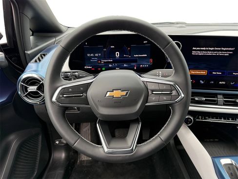 New 2026 Chevrolet Equinox EV LT image 12
