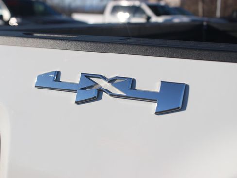 Used 2023 GMC Sierra 3500 Pro w/ Convenience Package image 13