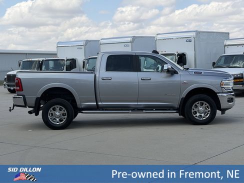Used 2022 RAM 2500 Laramie AWD/4WD image 3