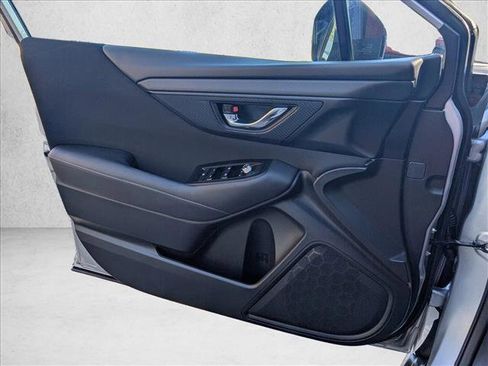 Used 2025 Subaru Outback Premium image 14