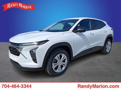 New 2026 Chevrolet Trax LS w/ Driver Confidence Package