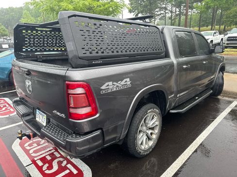 Used 2020 RAM 1500 Laramie w/ Sport Appearance Package AWD/4WD image 7