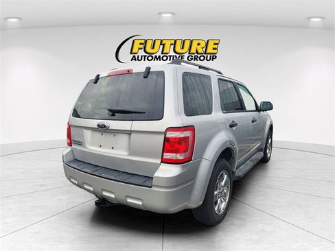 Used 2009 Ford Escape XLT image 3
