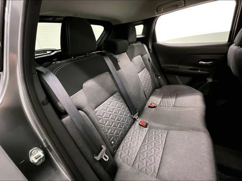 New 2026 Nissan Kicks SV w/ Cold Weather Package FWD image 33