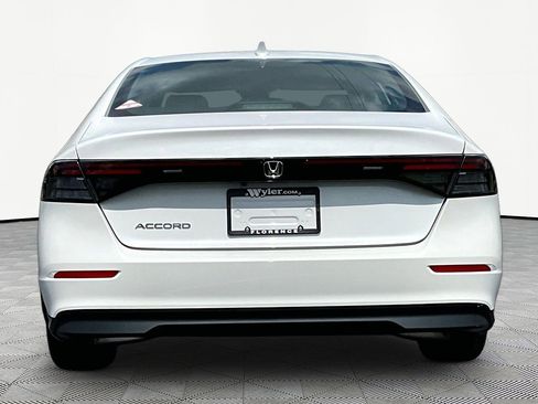 New 2026 Honda Accord LX image 5