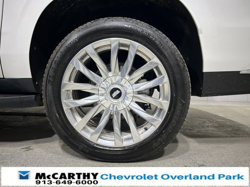 Used 2021 Cadillac Escalade ESV Premium Luxury w/ LPO, Illumination Package image 49