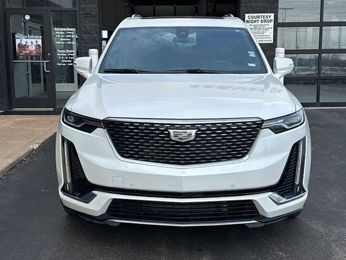 Certified 2024 Cadillac XT6 Premium Luxury image 2