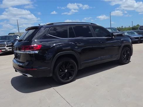 Used 2022 Volkswagen Atlas SE FWD image 8