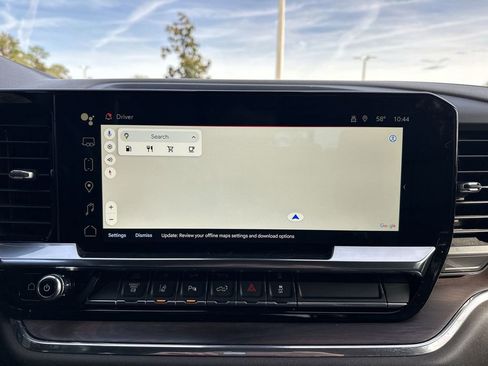 Used 2024 GMC Sierra 3500 SLT w/ SLT Premium Package image 22