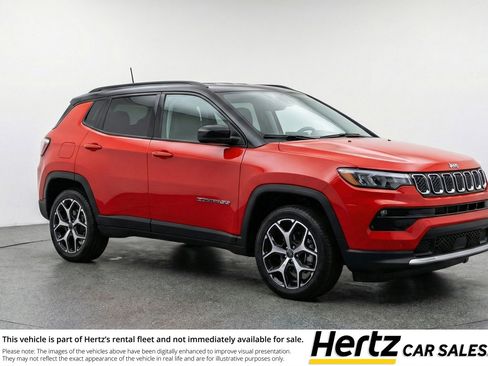 Used 2025 Jeep Compass Limited image 1