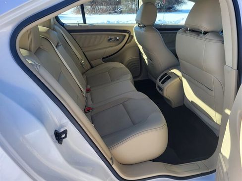 Used 2015 Ford Taurus Limited w/ Equipment Group 301A image 14
