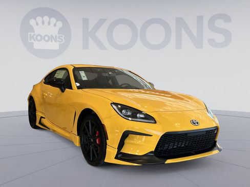 New 2026 Toyota GR86 YUZU Limited image 5