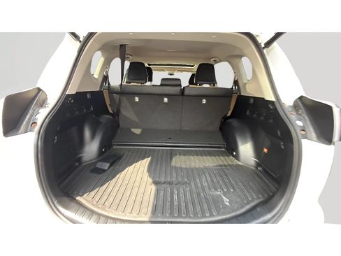 Used 2018 Toyota RAV4 Limited w/ Advanced Technology Package AWD/4WD image 8
