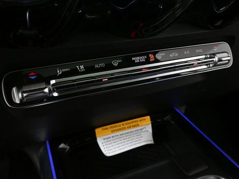 New 2026 Mercedes-Benz GLB 250 image 11