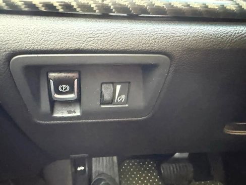 Used 2014 Cadillac ELR w/ Luxury Package image 17