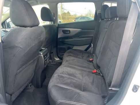 Used 2022 Nissan Murano S image 16