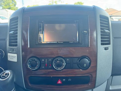 Used 2016 Mercedes-Benz Sprinter 3500 image 49
