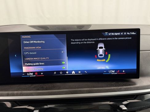 Used 2025 BMW X5 xDrive40i w/ Climate Comfort Package image 34