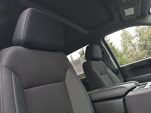 Used 2024 Chevrolet Silverado 2500 Custom w/ Custom Convenience Package image 16