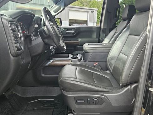 Used 2019 Chevrolet Silverado 1500 LT Trail Boss image 6