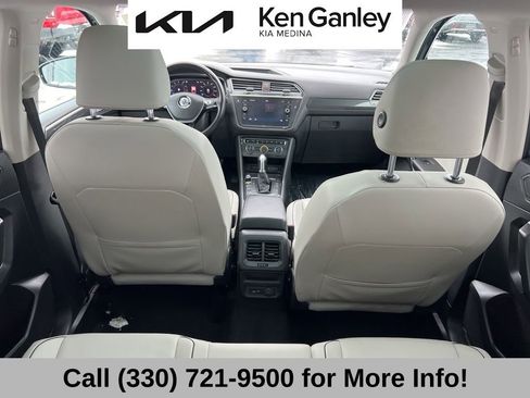 Used 2019 Volkswagen Tiguan SEL Premium image 50