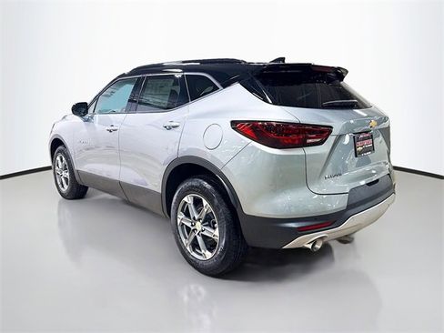 New 2026 Chevrolet Blazer LT w/ Convenience Package image 10
