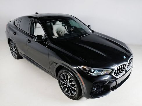 Used 2023 BMW X6 xDrive40i w/ M Sport Package AWD/4WD image 29