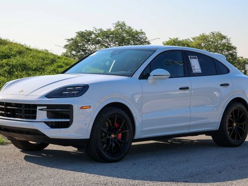 Certified 2026 Porsche Cayenne S AWD/4WD image 45