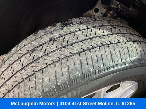 Used 2023 Chevrolet Equinox LS w/ LS Convenience Package AWD/4WD image 16