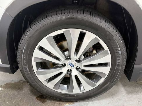 Used 2019 Subaru Ascent Touring AWD/4WD image 10