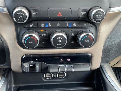 Used 2022 RAM 1500 Laramie AWD/4WD image 27