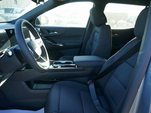 New 2026 Chevrolet Equinox LT w/ Midnight Edition FWD image 14