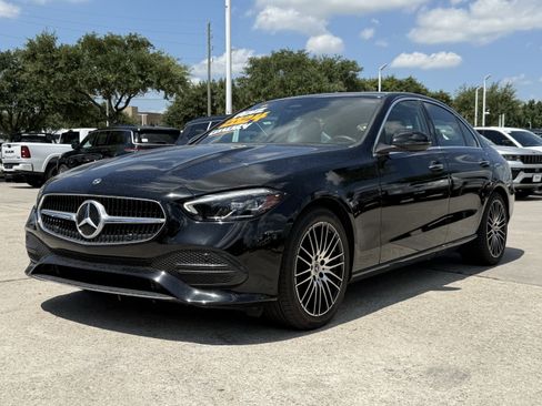 Used 2024 Mercedes-Benz C 300 Sedan image 10