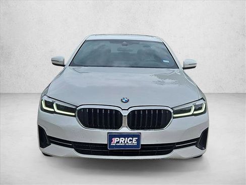 Used 2023 BMW 540i w/ Premium Package RWD image 2