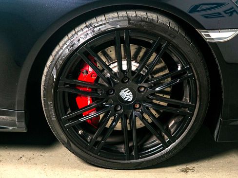 Used 2015 Porsche 911 Turbo image 18