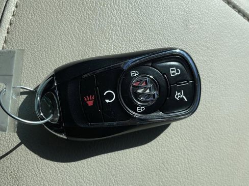 Used 2022 Buick Enclave Premium w/ Experience Buick Package image 27